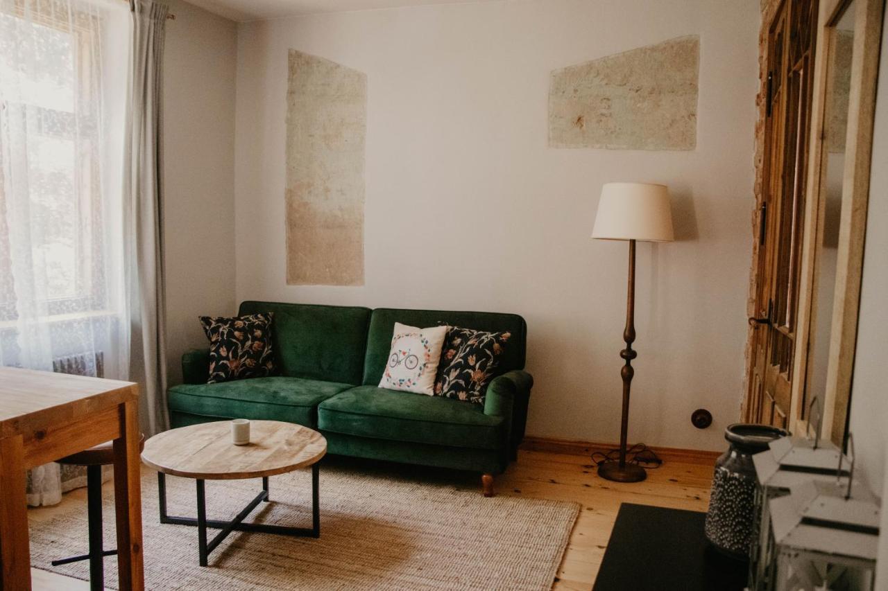 Zelta Apelsina Apartamenti Kuldīga Extérieur photo